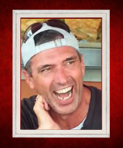 White and Gray Minimalist Photo Frame Mockup Instagram Post (20 x 20 mm) (15 x 18 mm)